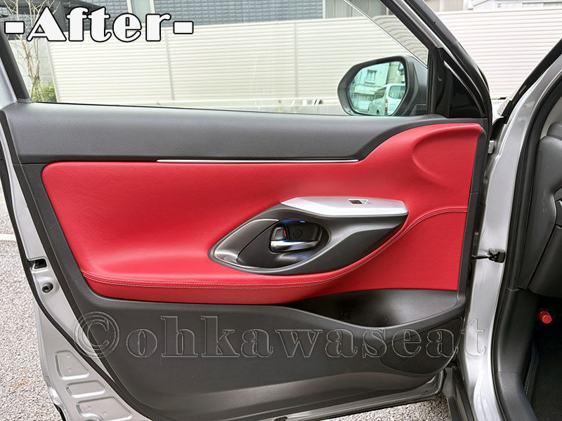 自動車シート張替えC-77 / TOYOTA　YARIS CROSS　ドアトリム張替後/助手席側ドア